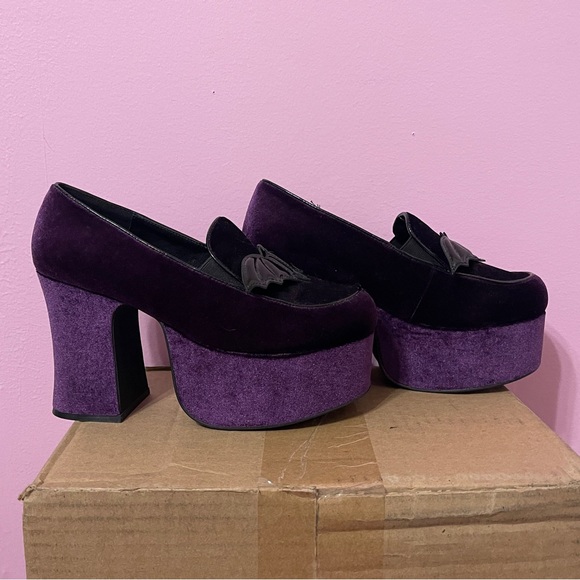 Strange Cvlt cult bat velvet platform heels shoes goth gothic vampire dolls kill - Picture 3 of 7
